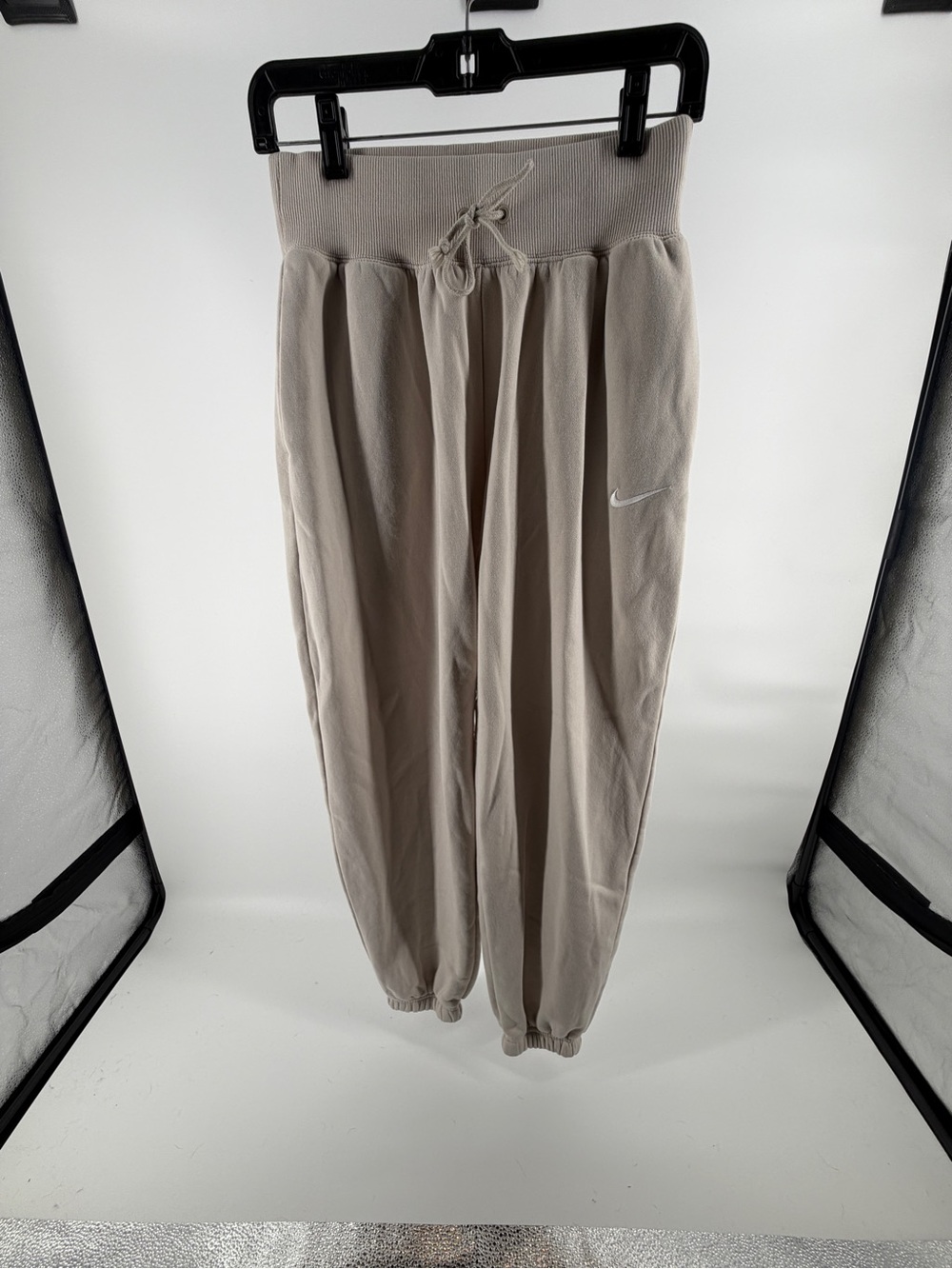 Nike Cream High Rise Jogger Sweatpants Women’s Size XS - Picture 2 of 9